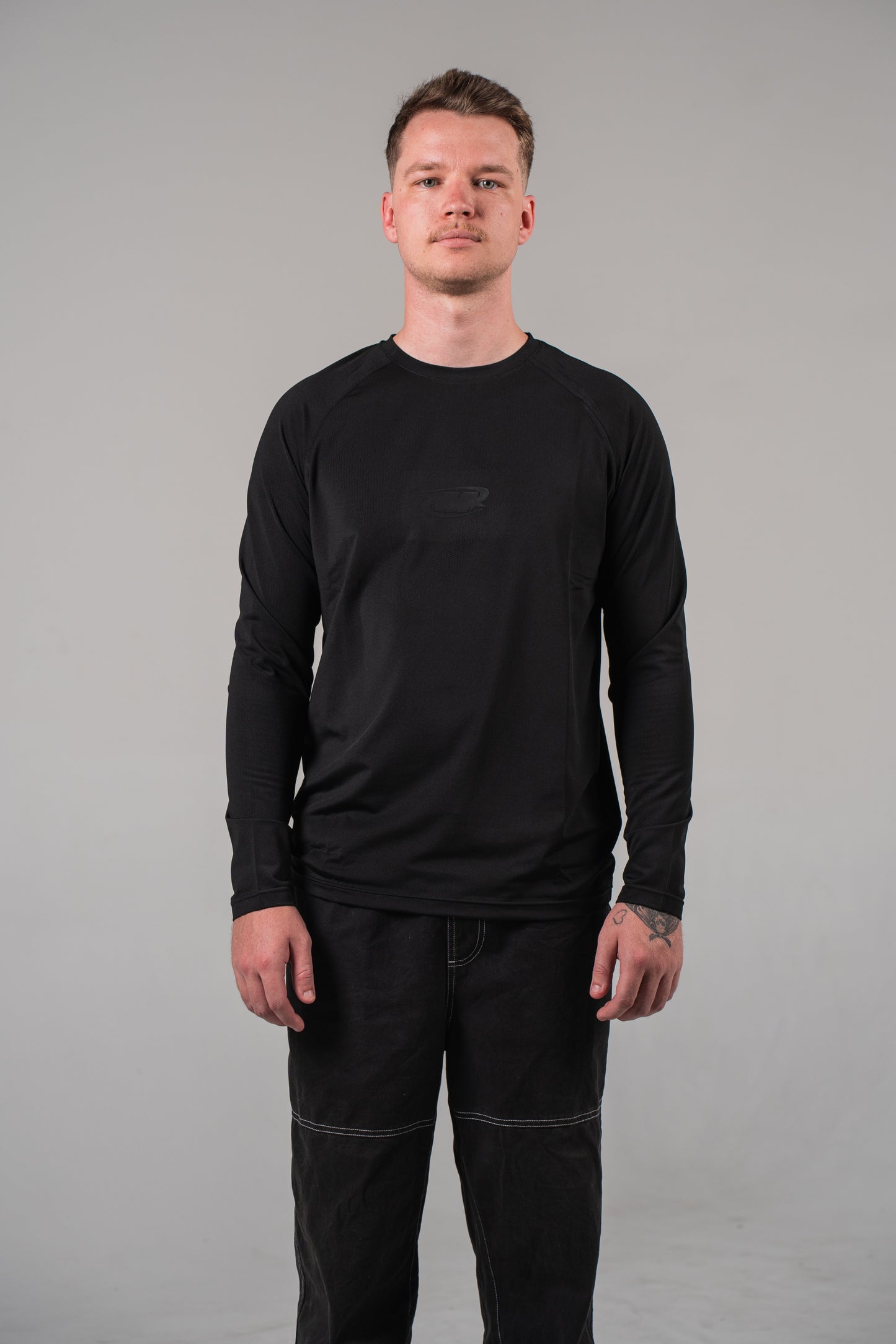 Midnite Performance Long Sleeve – Black Edition