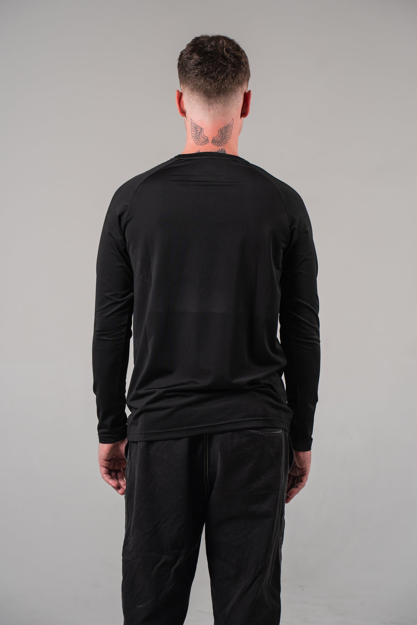 Midnite Performance Long Sleeve – Black Edition